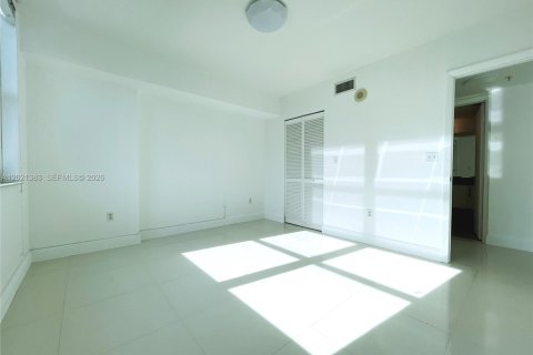 Купить кондоминиум в Майами, Флорида 1 спальня, 70.33м2, № 2185879 - фото 8