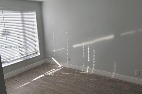 Appartement à louer à Wilton Manors, Floride: 3 chambres, 212.93 m2 № 2044972 - photo 19