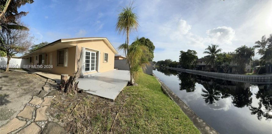 Appartement à Wilton Manors, Floride 3 chambres, 212.93 m2 № 2044972