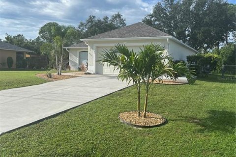 Casa en alquiler en North Port, Florida, 3 dormitorios, 117.43 m2 № 1899304 - foto 19