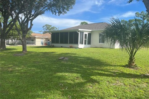 Casa en alquiler en North Port, Florida, 3 dormitorios, 117.43 m2 № 1899304 - foto 3