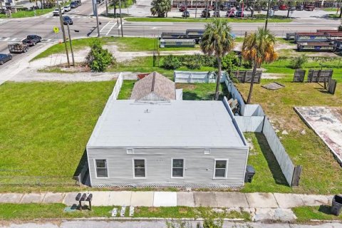 Propiedad comercial en venta en Saint Petersburg, Florida, 2 dormitorios, 116.59 m2 № 2224357 - foto 3