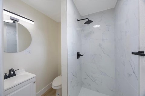 Propiedad comercial en venta en Saint Petersburg, Florida, 2 dormitorios, 116.59 m2 № 2224357 - foto 16