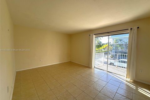 Снять в аренду кондоминиум в Майами, Флорида 1 спальня, 66.24м2, № 1975346 - фото 7