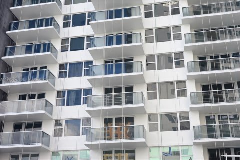 Купить кондоминиум в Халландейл-Бич, Флорида 2 спальни, 108.23м2, № 1983732 - фото 28