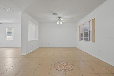 Casa en venta en Kissimmee, Florida, 4 dormitorios, 255.11 m2 № 1899226 - foto 9