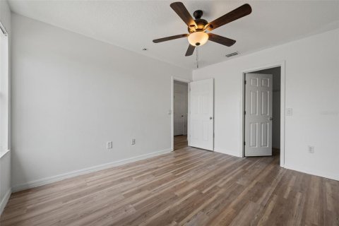 Casa en venta en Kissimmee, Florida, 4 dormitorios, 255.11 m2 № 1899226 - foto 29