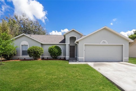 Villa ou maison à Kissimmee, Floride 3 chambres, 129.69 m2 № 2295347