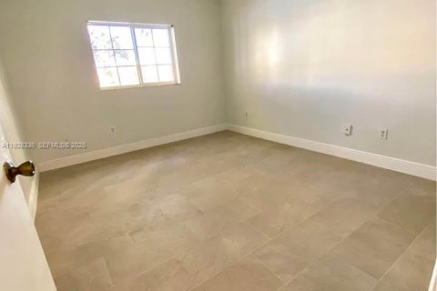 Appartement à louer à Hollywood, Floride: 1 chambre, 61.22 m2 № 1988401 - photo 10