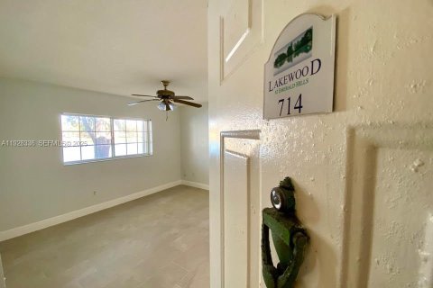 Appartement à louer à Hollywood, Floride: 1 chambre, 61.22 m2 № 1988401 - photo 3