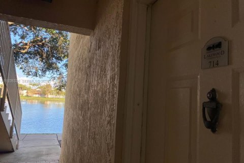 Appartement à louer à Hollywood, Floride: 1 chambre, 61.22 m2 № 1988401 - photo 17