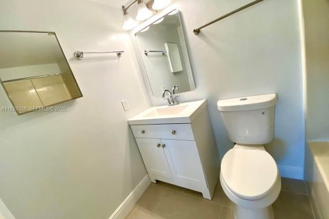 Appartement à louer à Hollywood, Floride: 1 chambre, 61.22 m2 № 1988401 - photo 15