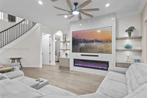 Casa en venta en Doral, Florida, 5 dormitorios, 333.8 m2 № 2008353 - foto 16