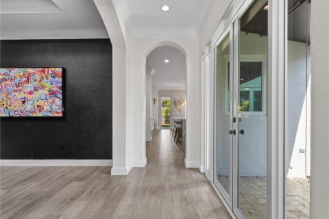 Casa en venta en Doral, Florida, 5 dormitorios, 333.8 m2 № 2008353 - foto 6