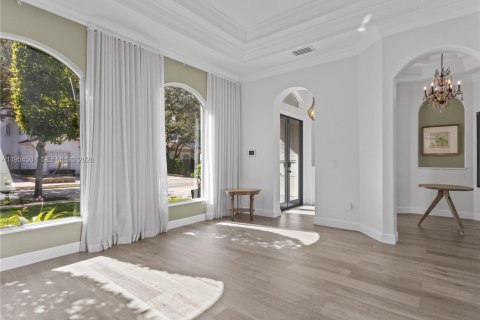 Casa en venta en Doral, Florida, 5 dormitorios, 333.8 m2 № 2008353 - foto 5
