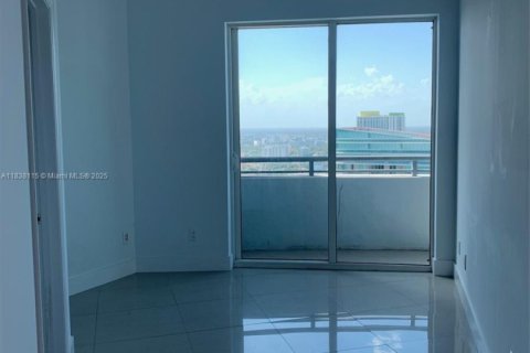 Copropriété à louer à Miami, Floride: 3 chambres, 145.67 m2 № 1963359 - photo 22