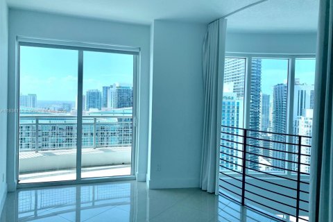 Copropriété à louer à Miami, Floride: 3 chambres, 145.67 m2 № 1963359 - photo 16