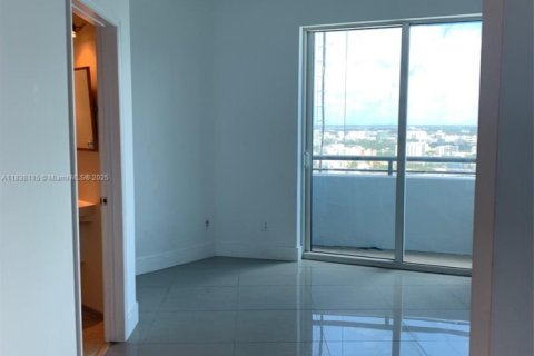 Copropriété à louer à Miami, Floride: 3 chambres, 145.67 m2 № 1963359 - photo 11