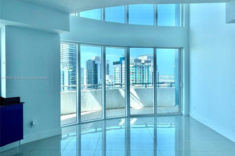 Copropriété à louer à Miami, Floride: 3 chambres, 145.67 m2 № 1963359 - photo 5