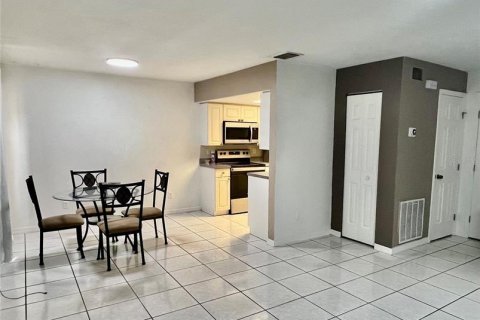 Condominio en venta en Orlando, Florida, 2 dormitorios, 94.57 m2 № 1775468 - foto 18
