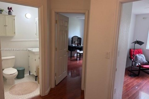 Купить таунхаус в Дорал, Флорида 1 комната, 131.92м2, № 1888104 - фото 22