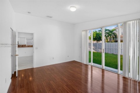 Villa ou maison à louer à Miramar, Floride: 4 chambres, 172.71 m2 № 2001248 - photo 12