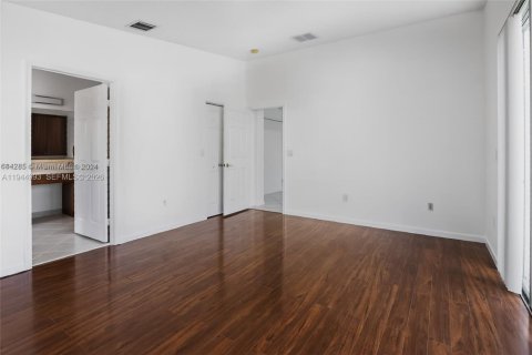 Villa ou maison à louer à Miramar, Floride: 4 chambres, 172.71 m2 № 2001248 - photo 13