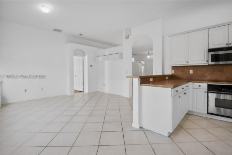 Villa ou maison à louer à Miramar, Floride: 4 chambres, 172.71 m2 № 2001248 - photo 7