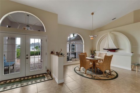 House in Rotonda, Florida 3 bedrooms, 239.41 sq.m. № 1356005 - photo 7