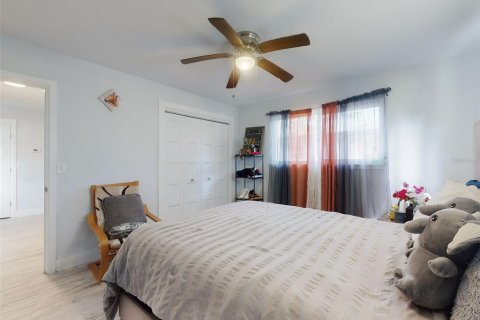 House in Port Orange, Florida 3 bedrooms, 116.13 sq.m. № 1806827 - photo 24