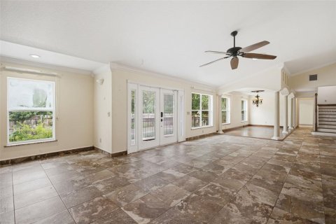 House in Lake Mary, Florida 5 bedrooms, 291.25 sq.m. № 2266713 - photo 24