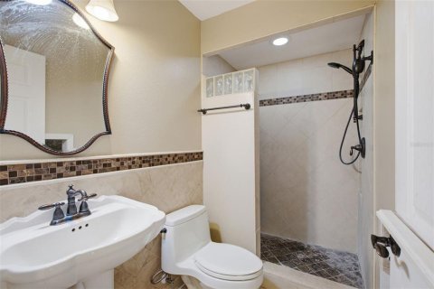 House in Lake Mary, Florida 5 bedrooms, 291.25 sq.m. № 2266713 - photo 30