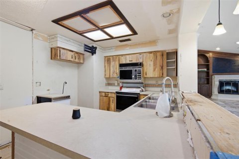 House in Lake Mary, Florida 5 bedrooms, 291.25 sq.m. № 2266713 - photo 20