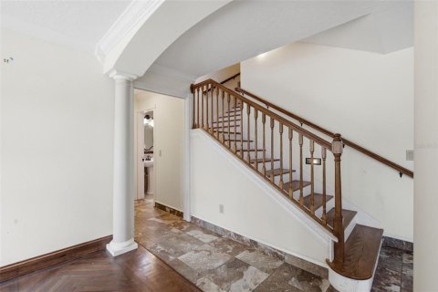 House in Lake Mary, Florida 5 bedrooms, 291.25 sq.m. № 2266713 - photo 29