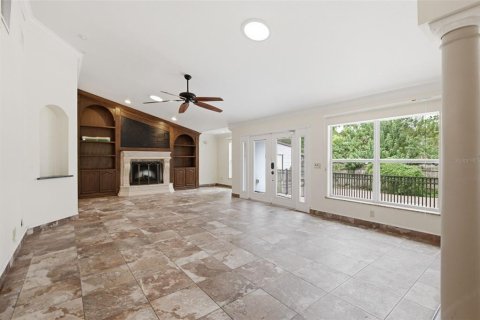 House in Lake Mary, Florida 5 bedrooms, 291.25 sq.m. № 2266713 - photo 21