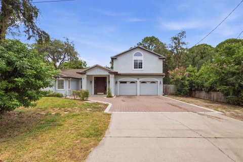House in Lake Mary, Florida 5 bedrooms, 291.25 sq.m. № 2266713 - photo 3
