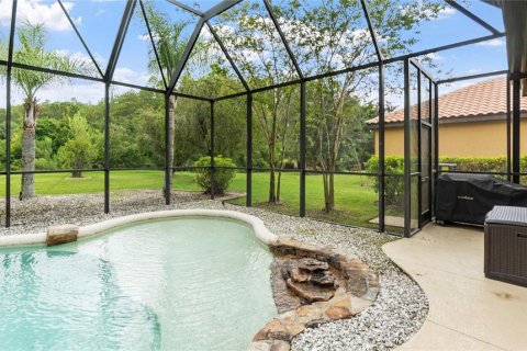 House in Tampa, Florida 5 bedrooms, 326.27 sq.m. № 2118691 - photo 9