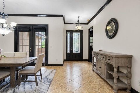 House in Tampa, Florida 5 bedrooms, 326.27 sq.m. № 2118691 - photo 17