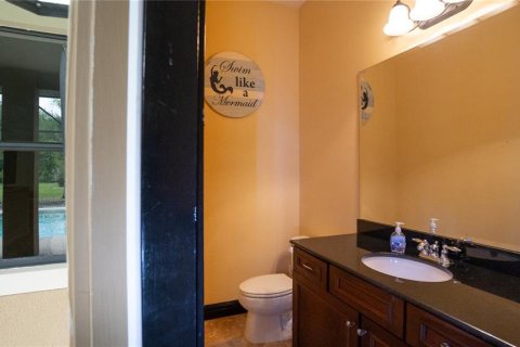 House in Tampa, Florida 5 bedrooms, 326.27 sq.m. № 2118691 - photo 22
