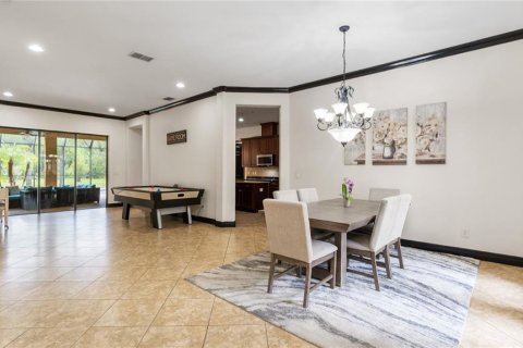 House in Tampa, Florida 5 bedrooms, 326.27 sq.m. № 2118691 - photo 16