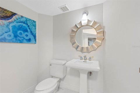 Condo in Treasure Island, Florida, 3 bedrooms  № 2098159 - photo 6