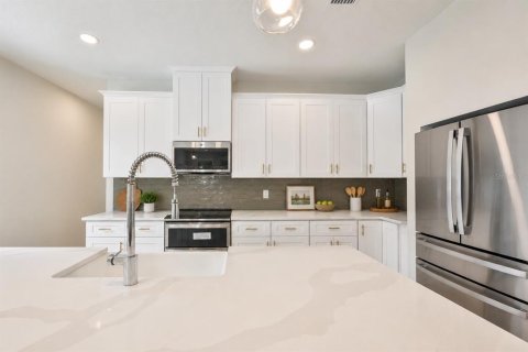 Adosado en venta en Tampa, Florida, 3 dormitorios, 175.31 m2 № 2141091 - foto 6