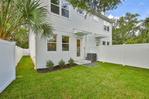 Adosado en venta en Tampa, Florida, 3 dormitorios, 175.31 m2 № 2141091 - foto 27