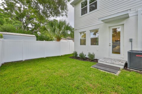 Adosado en venta en Tampa, Florida, 3 dormitorios, 175.31 m2 № 2141091 - foto 26