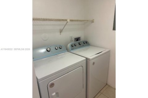 Condominio en venta en West Palm Beach, Florida, 2 dormitorios, 92.07 m2 № 2004986 - foto 8