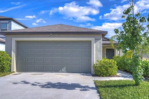 Villa ou maison à Sun City Center, Floride 3 chambres, 117.99 m2 № 2387363