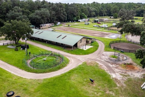 Villa ou maison à vendre à Ocala, Floride: 4 chambres, 260.96 m2 № 1373719 - photo 2