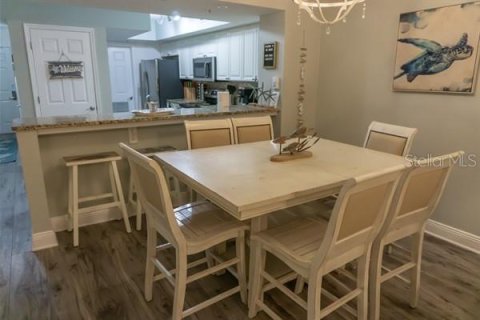 Condo in Panama City Beach, Florida, 2 bedrooms  № 1802274 - photo 17
