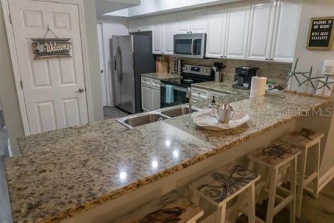 Condo in Panama City Beach, Florida, 2 bedrooms  № 1802274 - photo 11