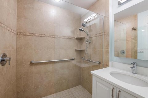 Купить кондоминиум в Сарасота, Флорида 5 комнат, 45.89м2, № 2097693 - фото 13